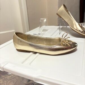 Sam & Libby Gold Callan Ballet Flats with Bow Embellishment